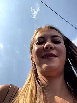 Risky_girl23 nude on cam for live sex chat