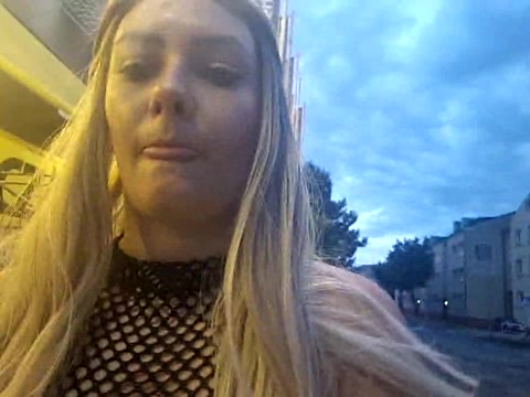 SexyPeach_ nude on cam for live sex chat