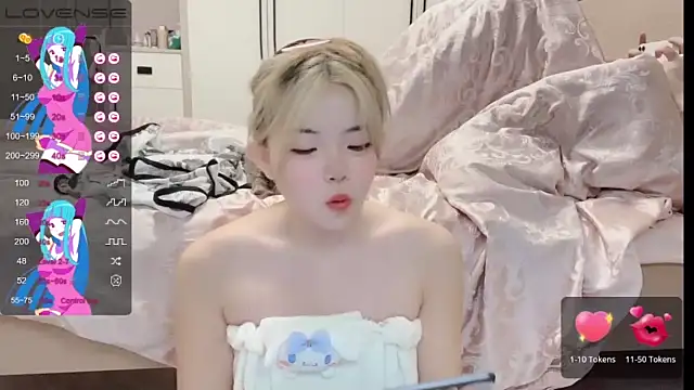 18-xiaonian_wenwen nude on cam for live sex chat