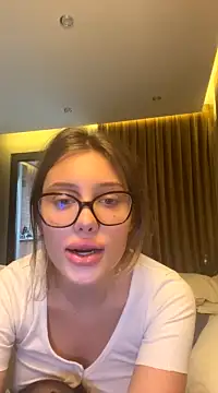 AlabamaBarker nude on cam for live sex chat