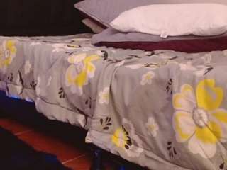 bianca-mommy naked on Live Cam Sex Chat