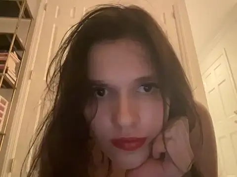 cherrypie2929 nude on cam for live sex chat
