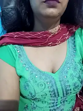 Cute_nidhi nude on cam for live sex chat