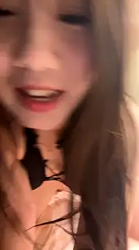 –Olivia– nude on cam for live sex chat