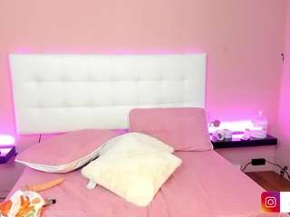 DOVEROUSE naked on Live Cam Sex Chat