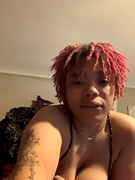 Lultuy85 nude on cam for live sex chat