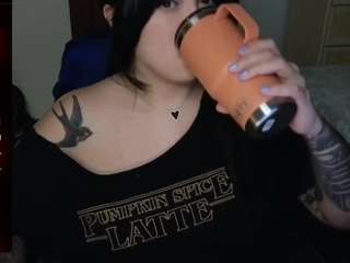Nativepumpkin95 naked on Live Cam Sex Chat