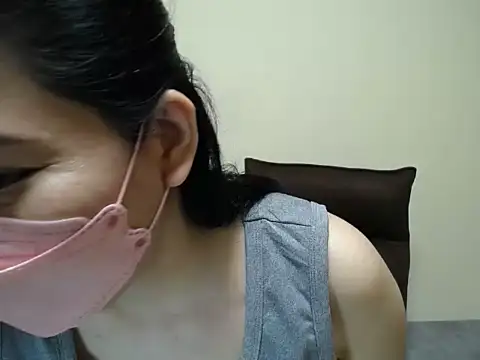 __RAN-RAN__ nude on cam for live sex chat