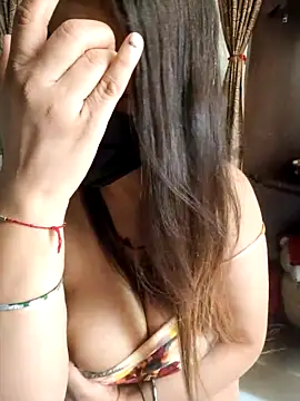 Reena_Darling nude on cam for live sex chat