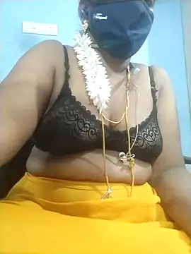 Tamil-ponnu nude on cam for live sex chat