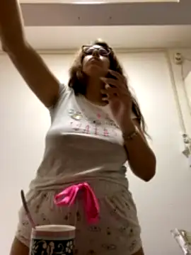 NadiraNoor nude on cam for live sex chat