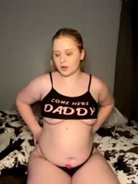 rednhotlexi nude on cam for live sex chat