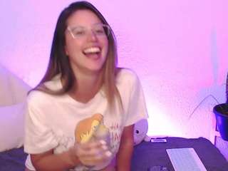 allieemod nude on Live Cam Sex Chat
