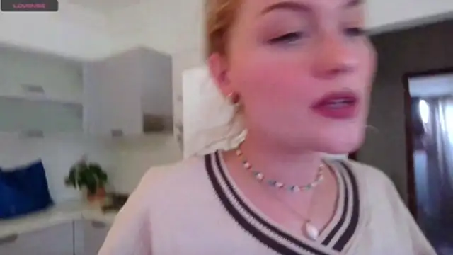 Goldloeckchen159 nude on webcam for live sex chat