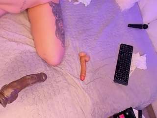 LILDEBBIE nude on Live Cam Sex Chat