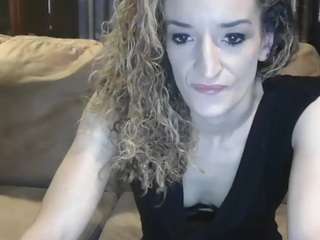 RileyGB nude on Live Cam Sex Chat