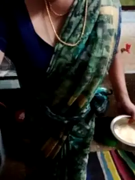 Tamil_babe nude on cam for live sex chat
