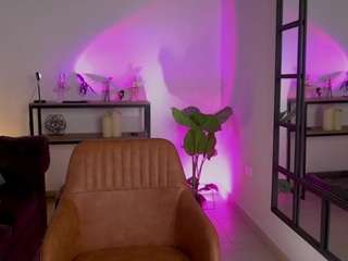 alexa-inthemoon nude on Live Cam Sex Chat