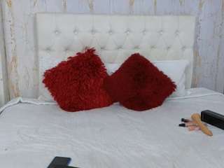 lucy-hills nude on Live Cam Sex Chat