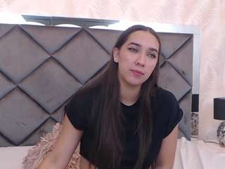 MaddyNavarro nude on Live Cam Sex Chat