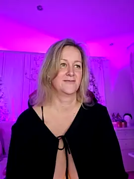 MarleneBloem nude on webcam for live sex chat