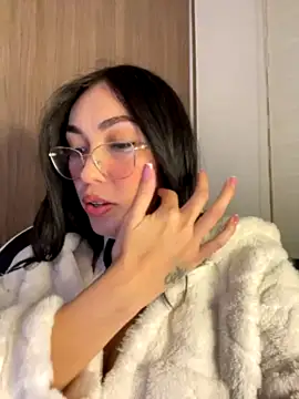 MichelleFerry_ nude on webcam for live sex chat