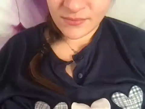 Orsacchiotta22 nude on webcam for live sex chat