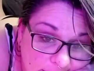 Bigbustedbeauty42DDD nude on Live Cam Sex Chat