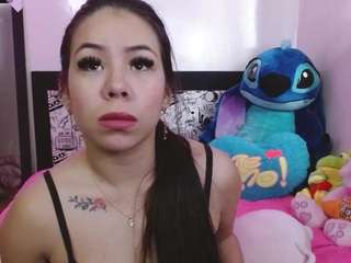 Isabella-24 nude on Live Cam Sex Chat
