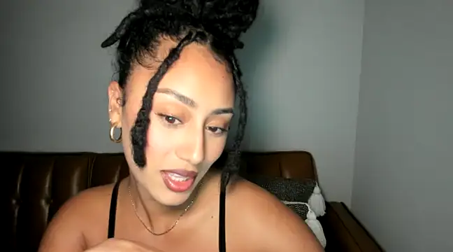 nolababy_616 nude on webcam for live sex chat