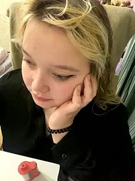 SofiaAdams nude on webcam for live sex chat