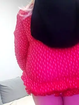 sosoarabe123 nude on webcam for live sex chat