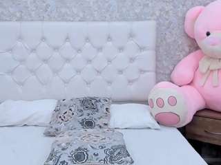 Dulce-Mariiaa nude on Live Cam Sex Chat