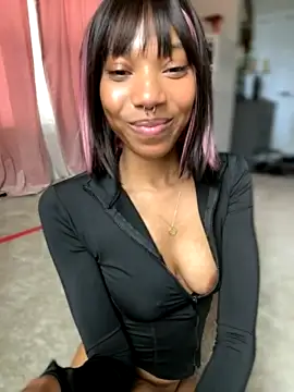 eviemarie nude on webcam for live sex chat