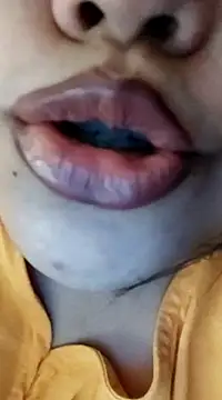 kanikasingh24 nude on webcam for live sex chat