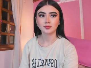 little-natt nude on Live Cam Sex Chat