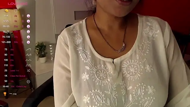 sneha_hussy nude on webcam for live sex chat
