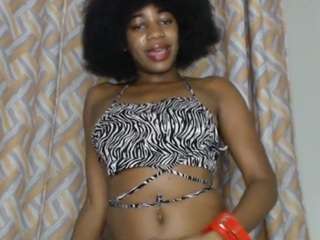 Twerkqueensal nude on Live Cam Sex Chat