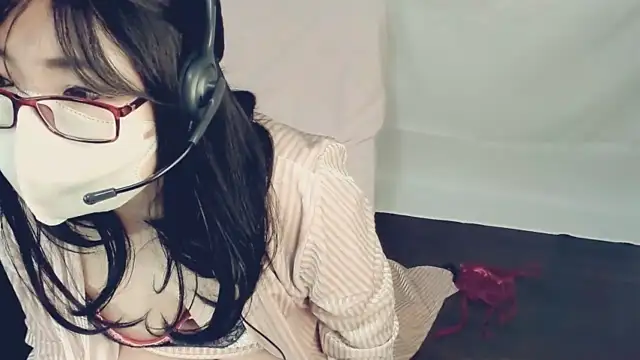 amichat96 nude on webcam for live sex chat