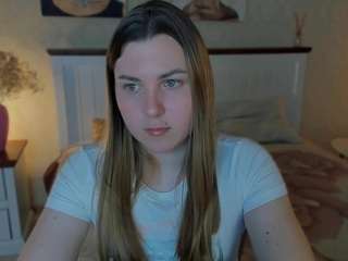 amina-gree nude on Live Cam Sex Chat