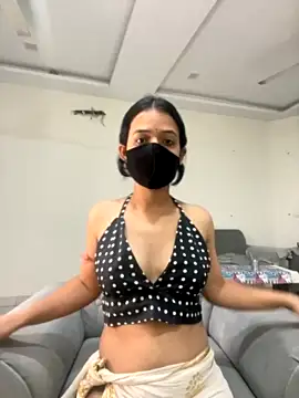 HOTAMARA nude on webcam for live sex chat