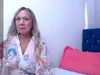 KasandraMature nude on Live Cam Sex Chat