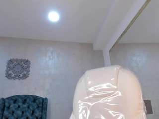 KellyMillian nude on Live Cam Sex Chat