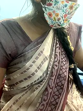 keralaHoneyBe nude on webcam for live sex chat