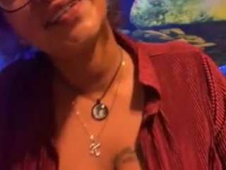 LickMySquirtOffYourLips nude on Live Cam Sex Chat