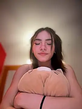 ShannonShanny nude on webcam for live sex chat