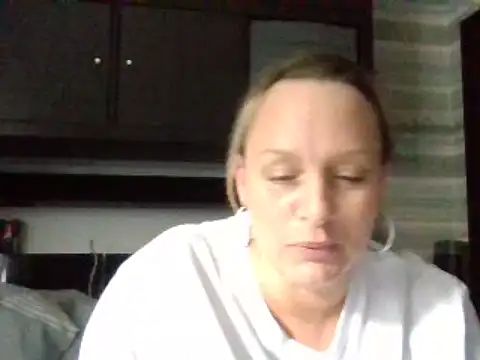 Wifey12345 nude on webcam for live sex chat