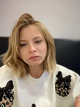 AnastasiaAniess nude on webcam for live sex chat