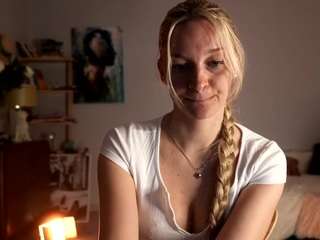 HIDE nude on Live Cam Sex Chat