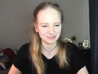 KimmKisss nude on Live Cam Sex Chat